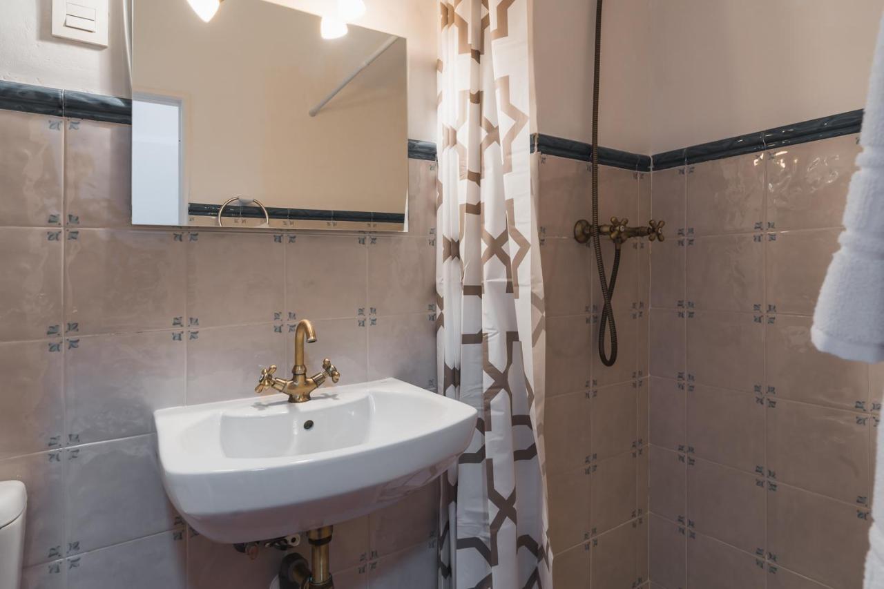 Tuguest Cobertizo Duplex Apartment Гранада Экстерьер фото